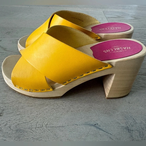 Swedish Hasbeens Yellow Mules - Picture 2 of 7